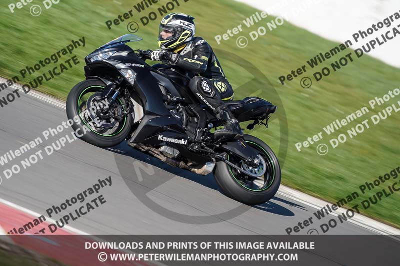 donington no limits trackday;donington park photographs;donington trackday photographs;no limits trackdays;peter wileman photography;trackday digital images;trackday photos